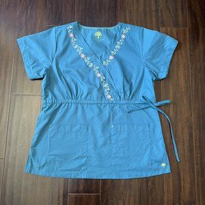 Healing Hands Scrubs XL  Turquoise Embroidered Floral Top